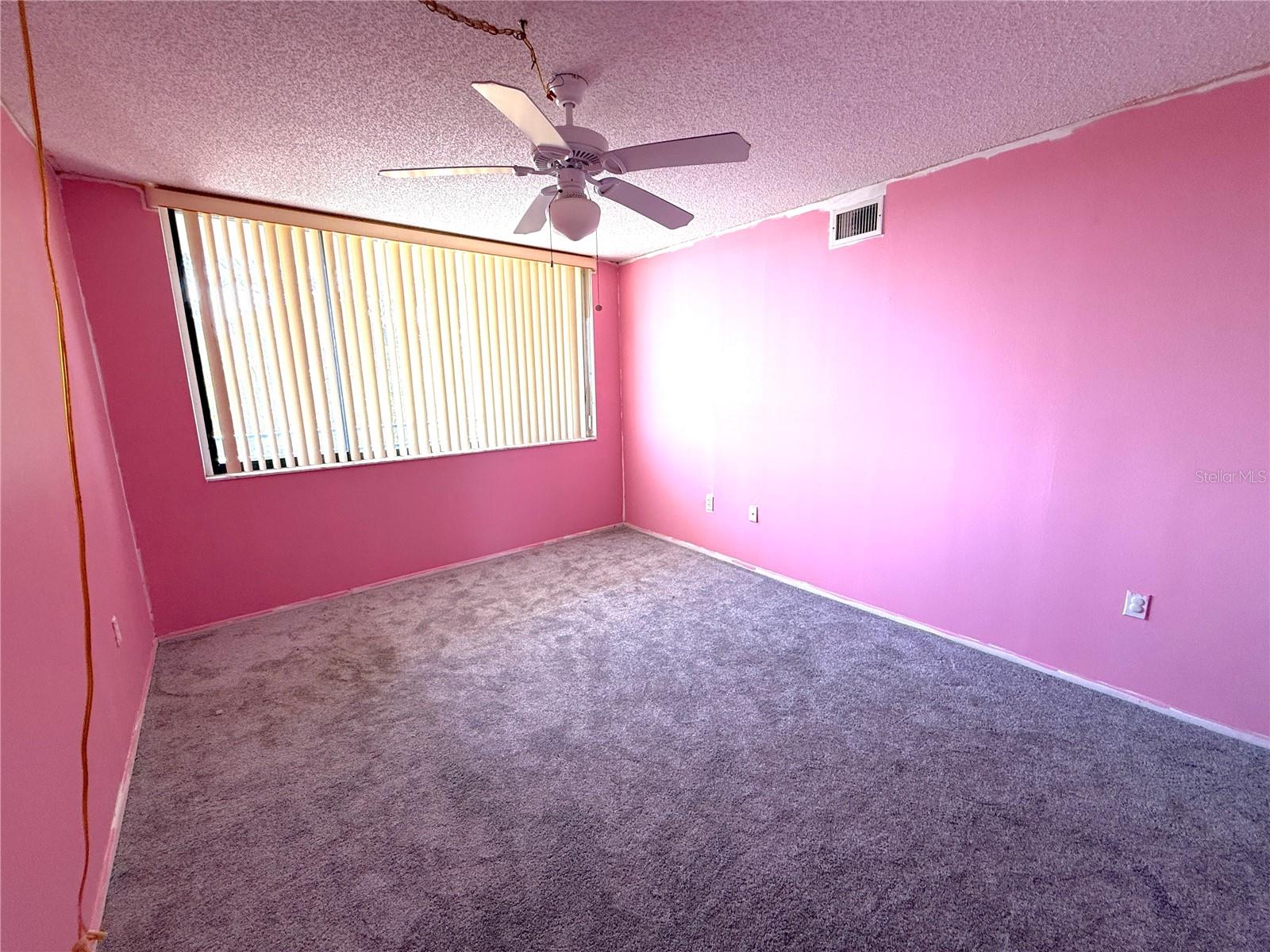 Image 15 of 29 For 4823 Ebbtide Lane 105