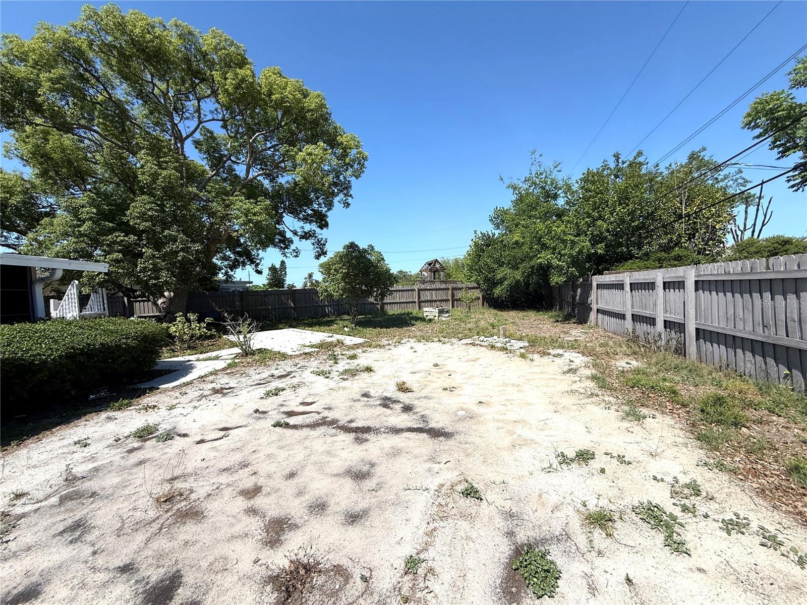Image 21 of 21 For 10431 Syringa Court