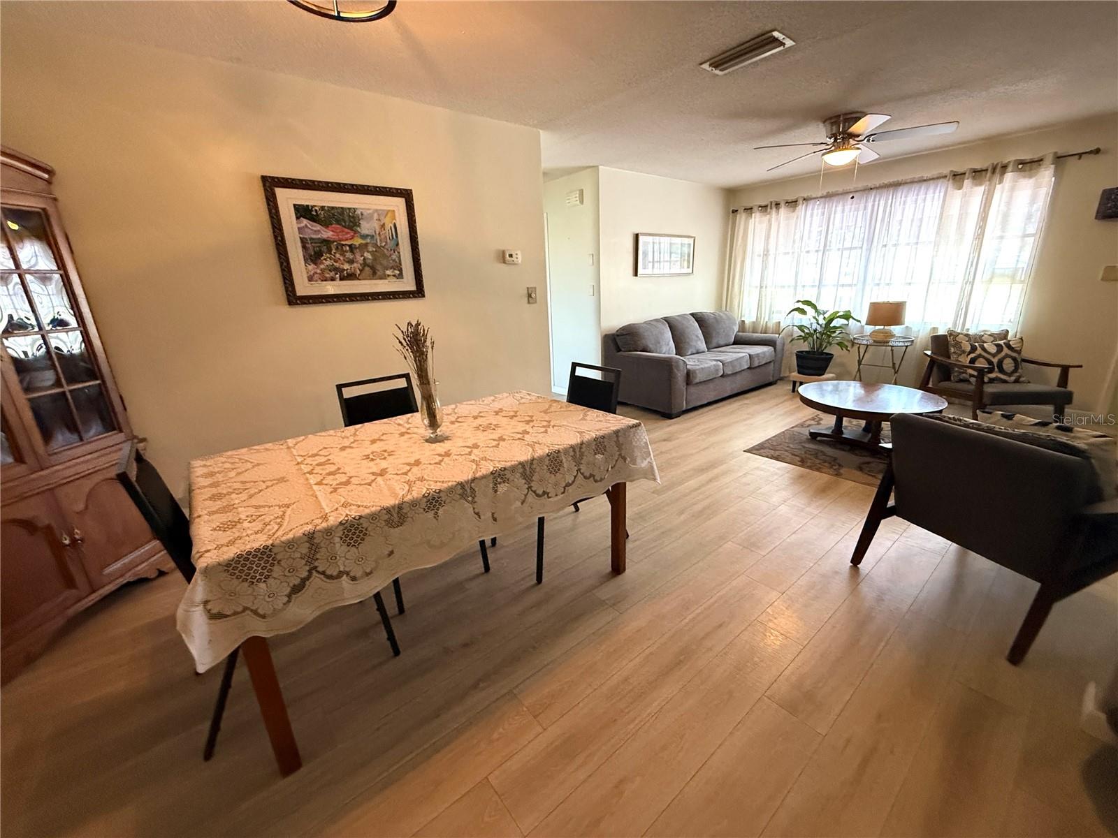 Image 7 of 21 For 10431 Syringa Court