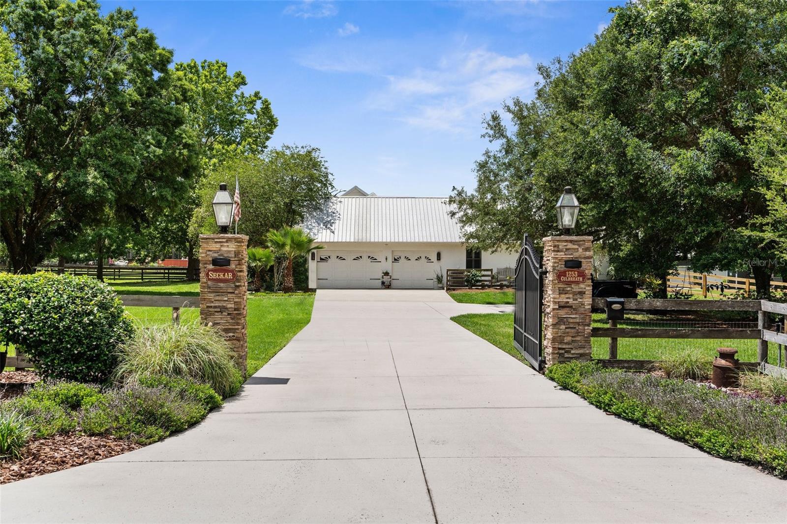 Image 2 of 60 For 1253 Culbreath Road