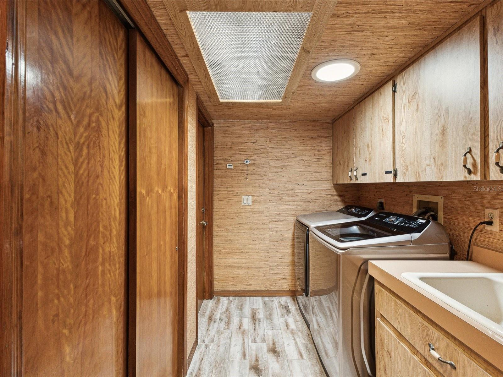 Image 17 of 65 For 8393 Delaware Drive