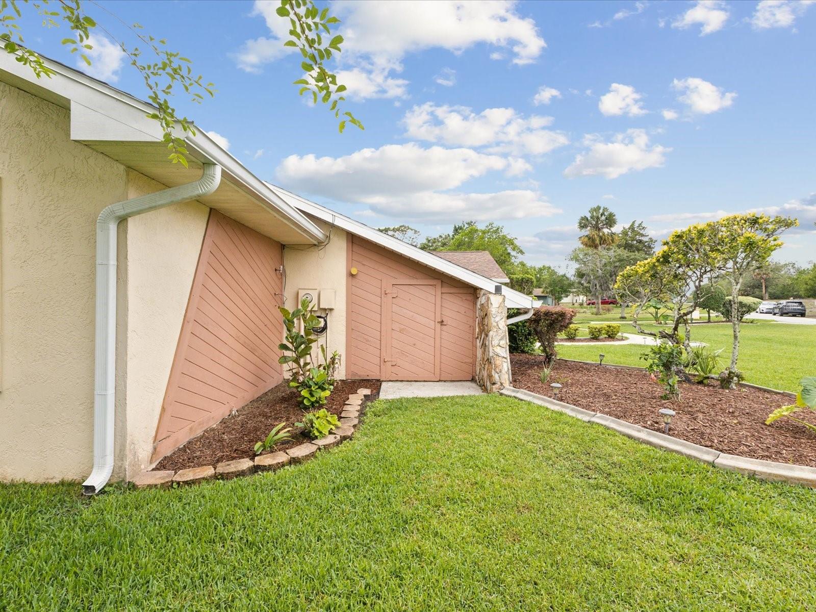 Image 47 of 65 For 8393 Delaware Drive