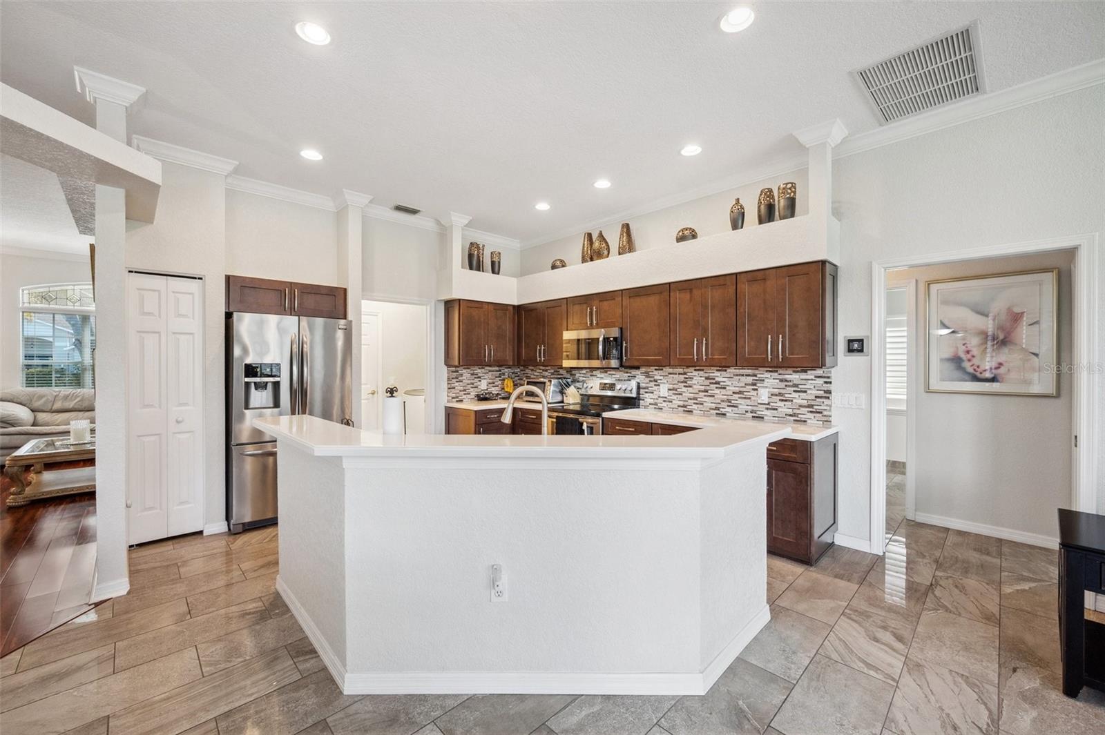 Image 11 of 76 For 18520 Hidden Pines Way