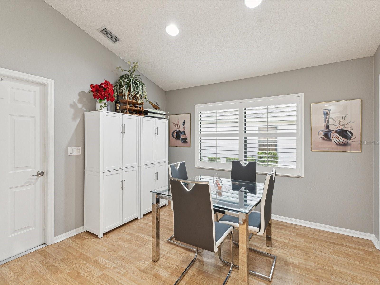 Image 14 of 68 For 11350 Copley Court