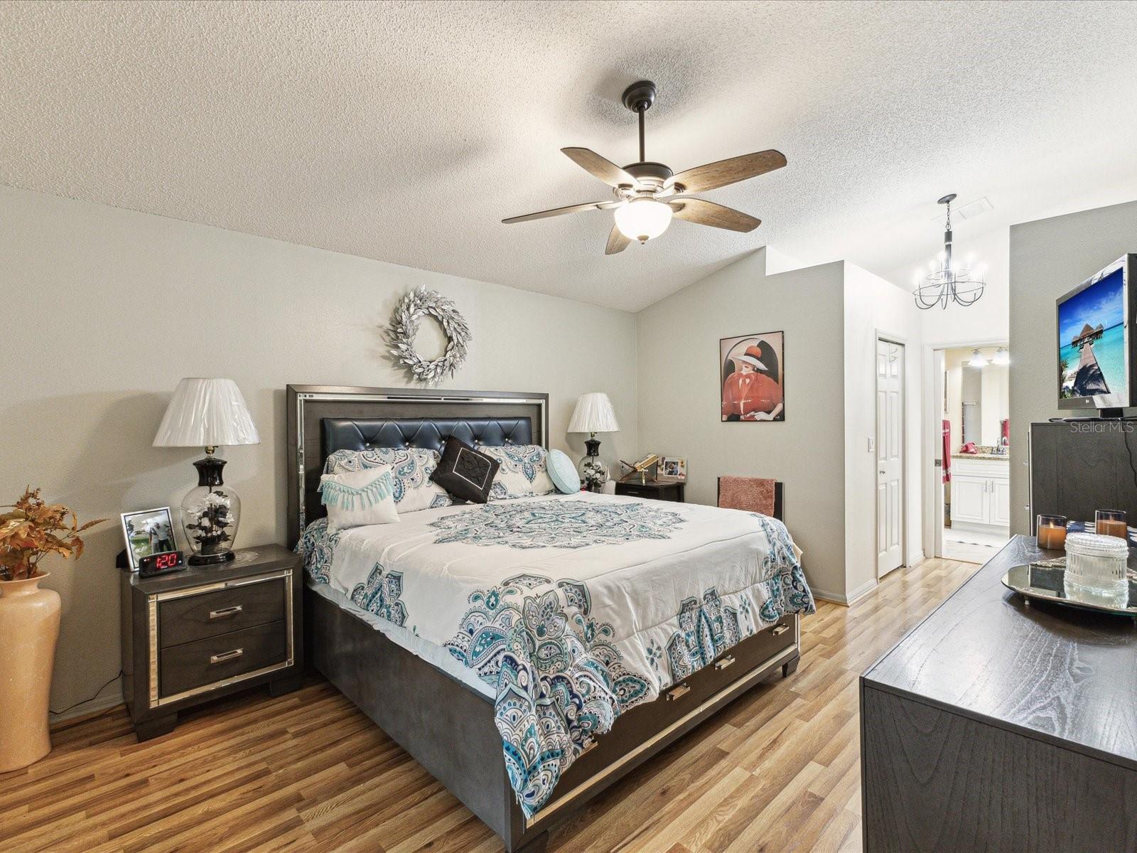 Image 22 of 68 For 11350 Copley Court