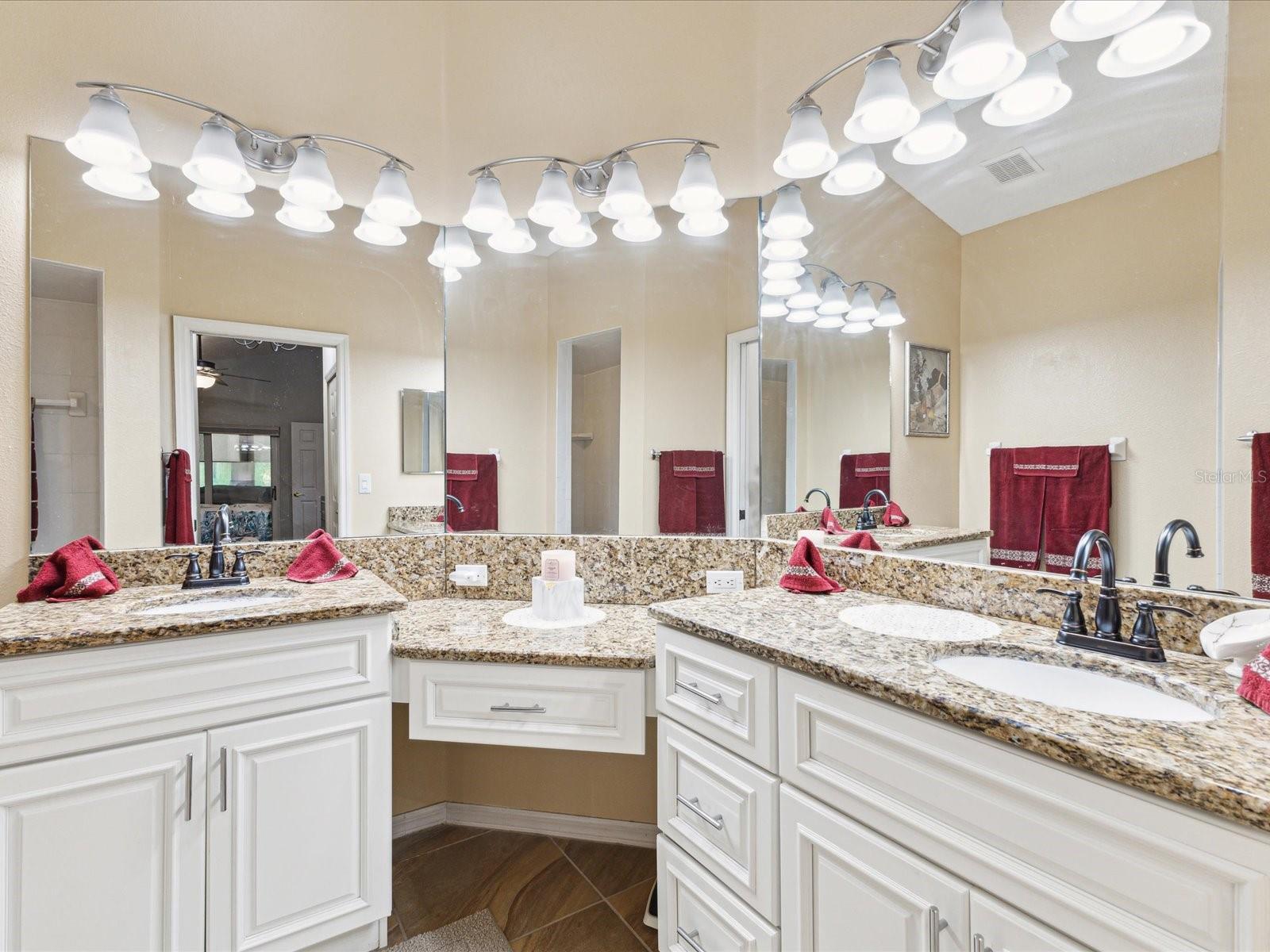 Image 26 of 68 For 11350 Copley Court