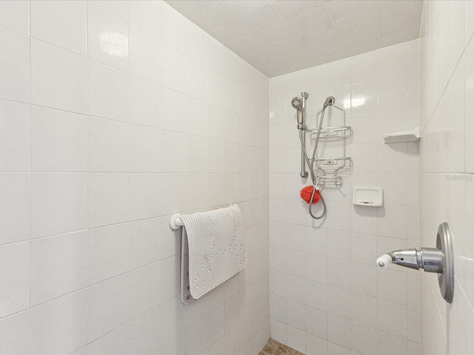 Image 27 of 68 For 11350 Copley Court