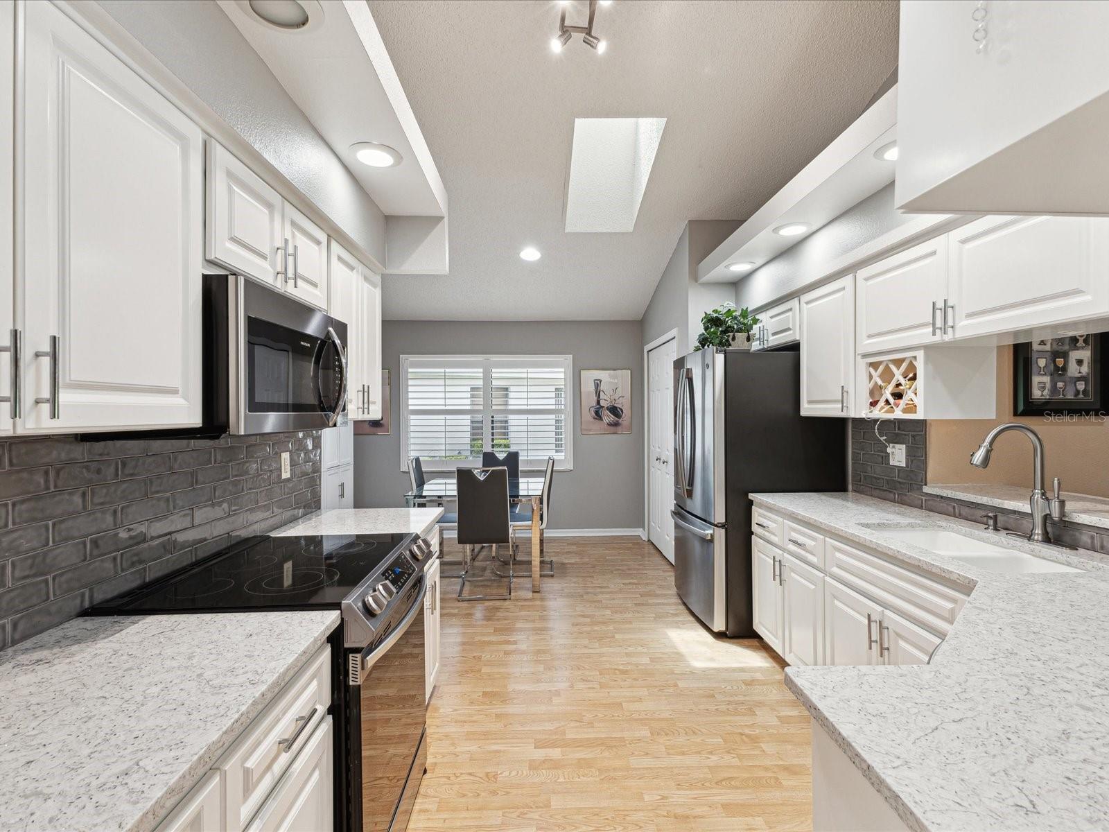 Image 6 of 68 For 11350 Copley Court