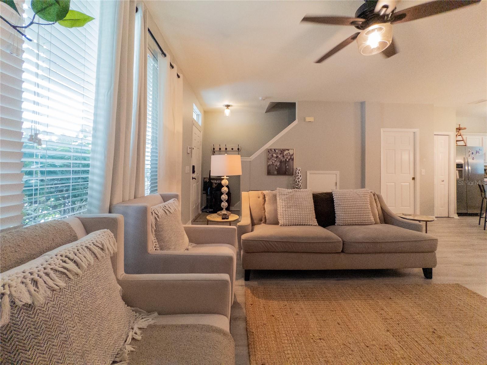 Listing photo id 8 for 12408 Country White Circle