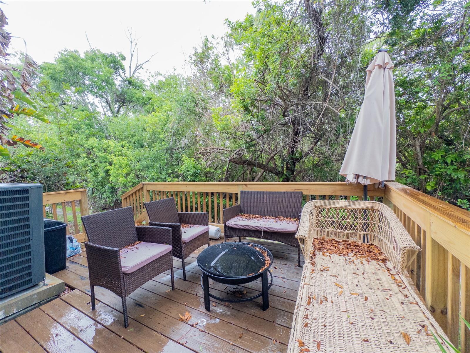 Listing photo id 27 for 12408 Country White Circle