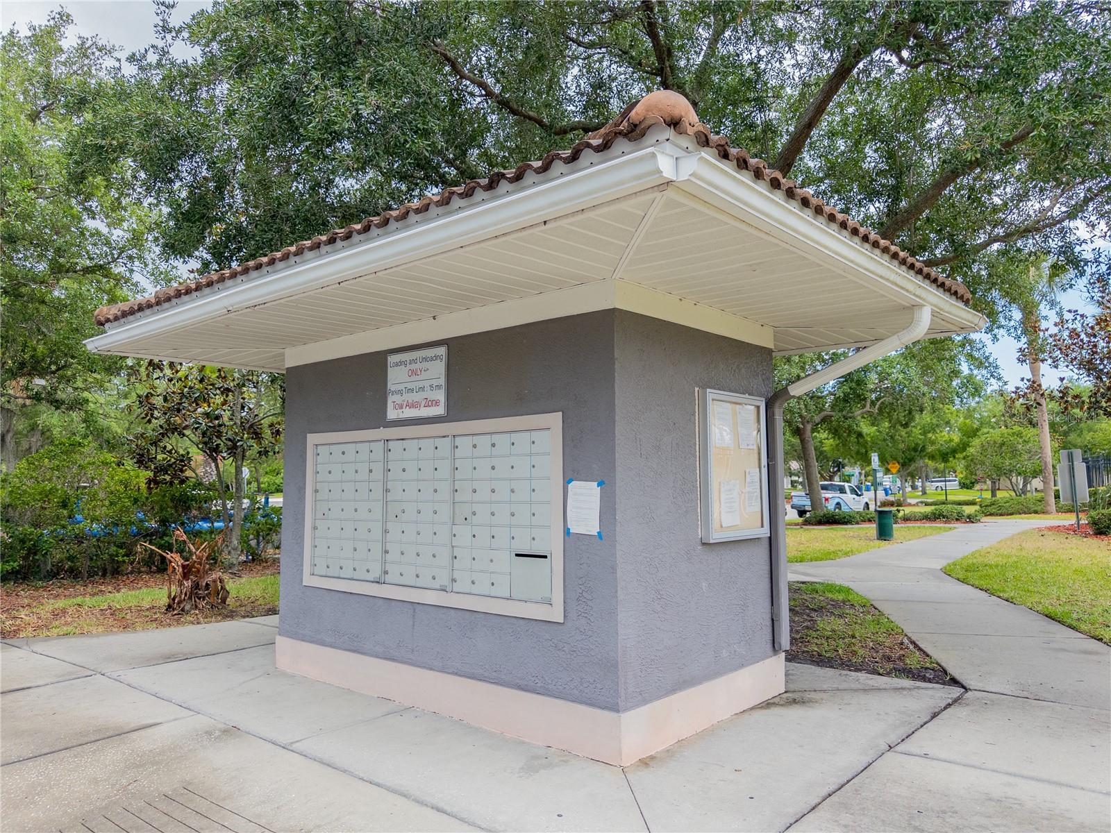 Listing photo id 33 for 12408 Country White Circle