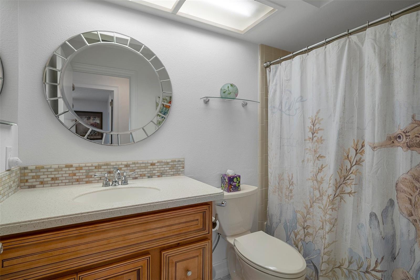 Listing photo id 46 for 7175 Bottle Brush Drive