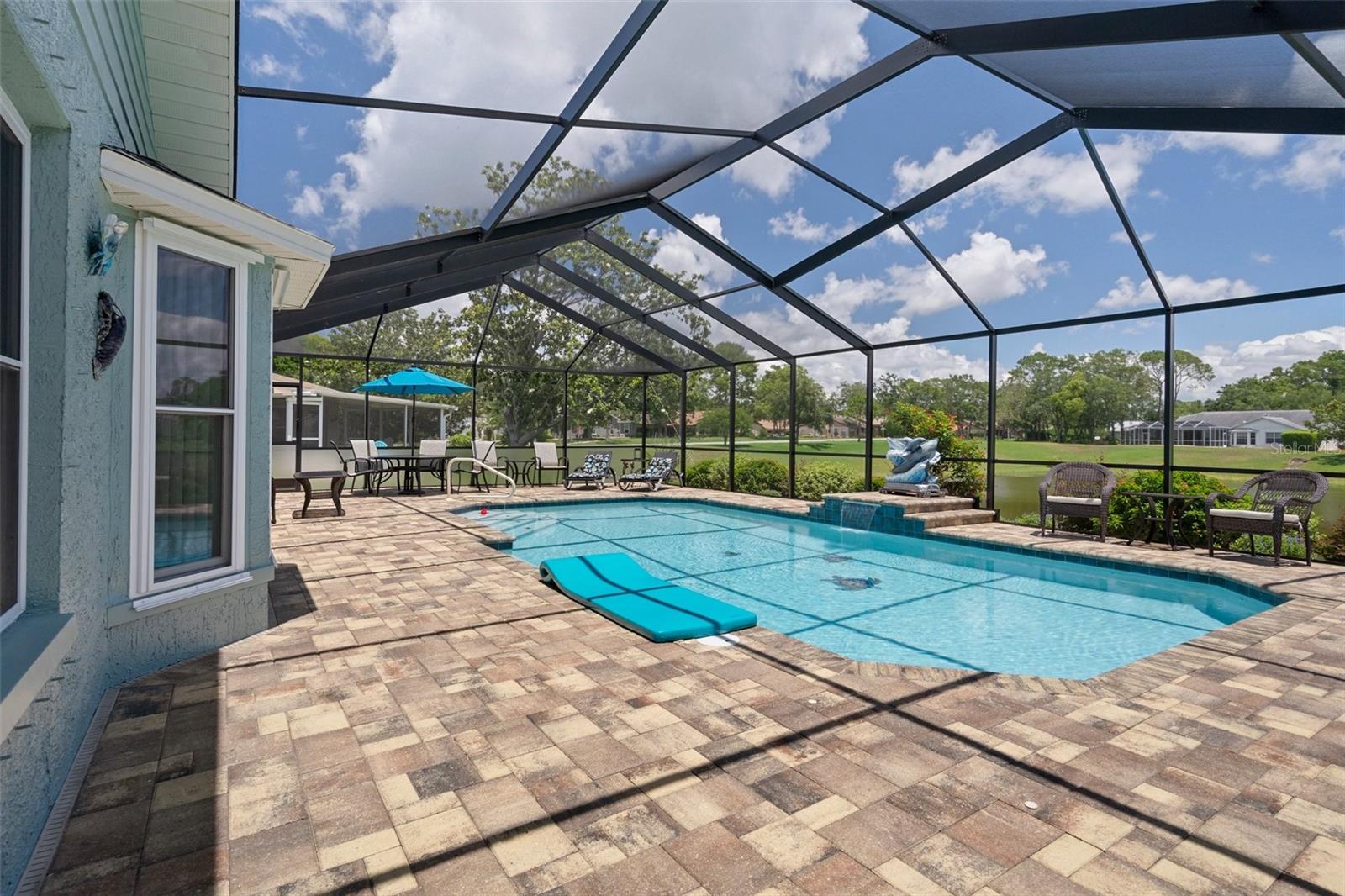 Listing photo id 50 for 7175 Bottle Brush Drive