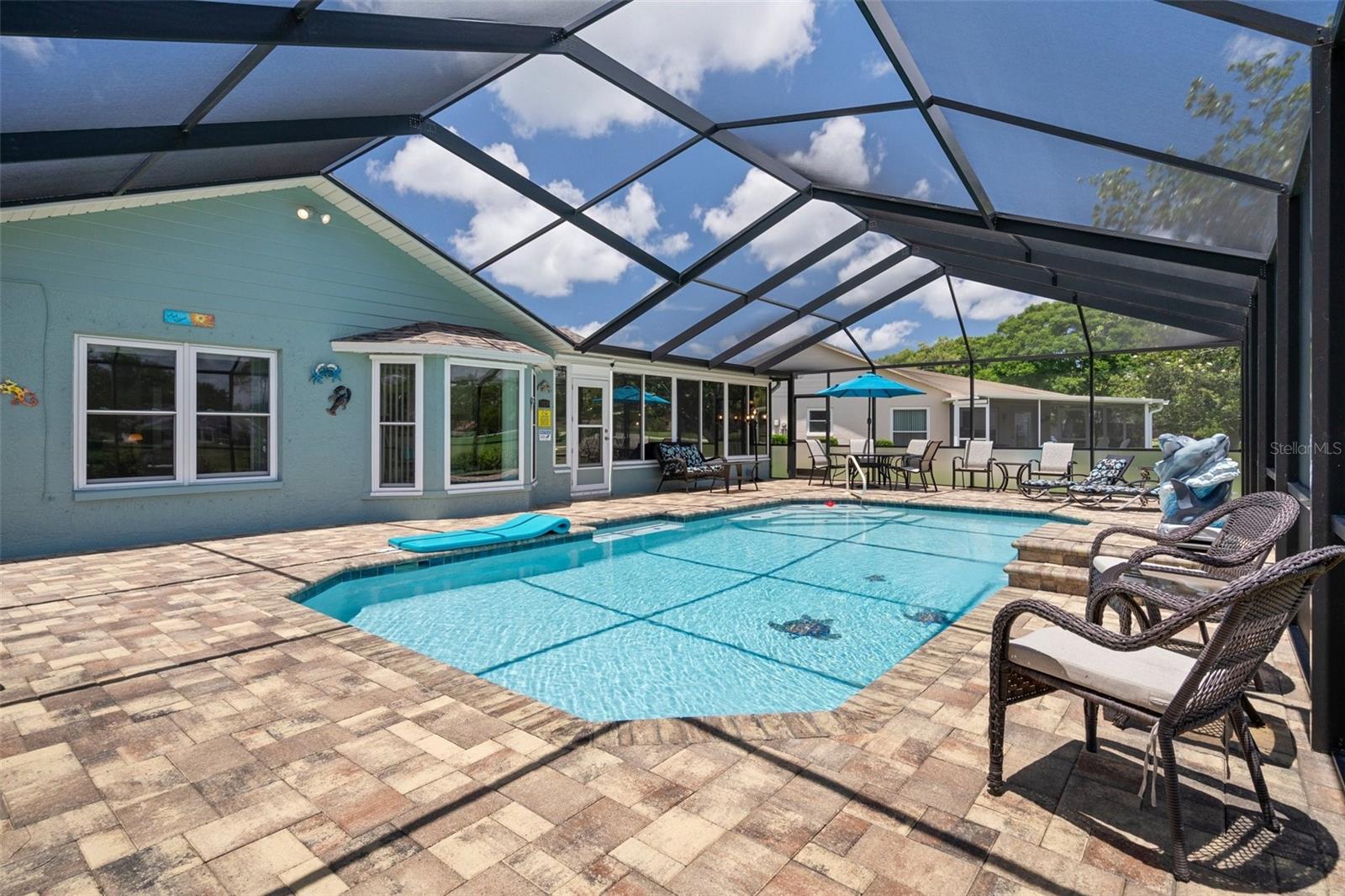 Listing photo id 51 for 7175 Bottle Brush Drive
