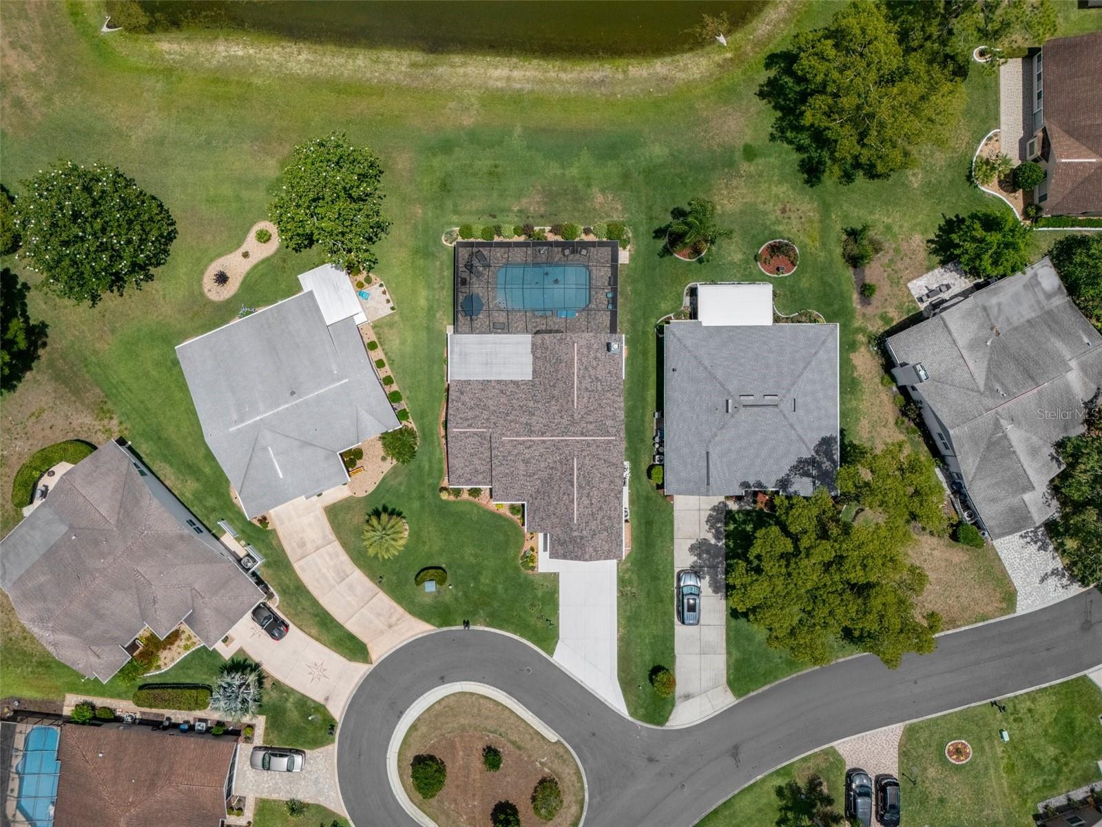 Listing photo id 4 for 7175 Bottle Brush Drive
