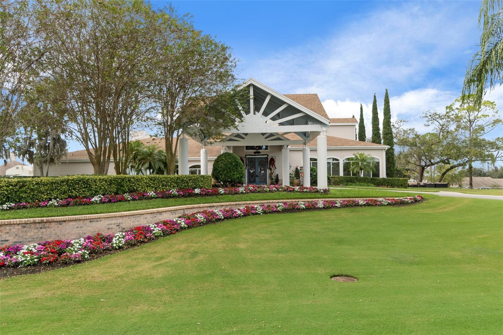 Listing photo id 93 for 7175 Bottle Brush Drive