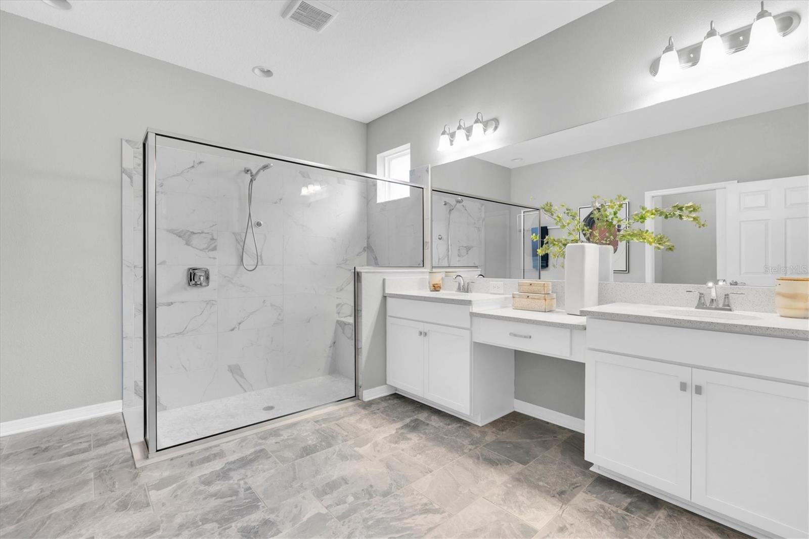 Image 21 of 66 For 12854 Rangeland Boulevard