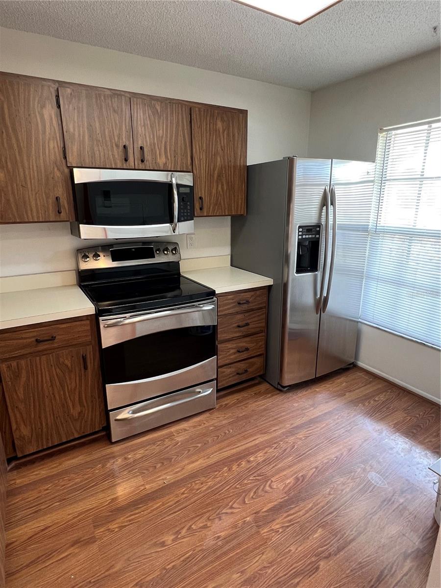 Image 3 of 13 For 2852 Forrestal Court