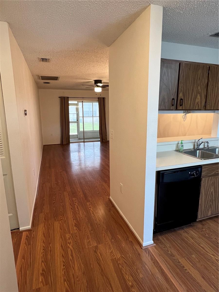 Image 4 of 13 For 2852 Forrestal Court