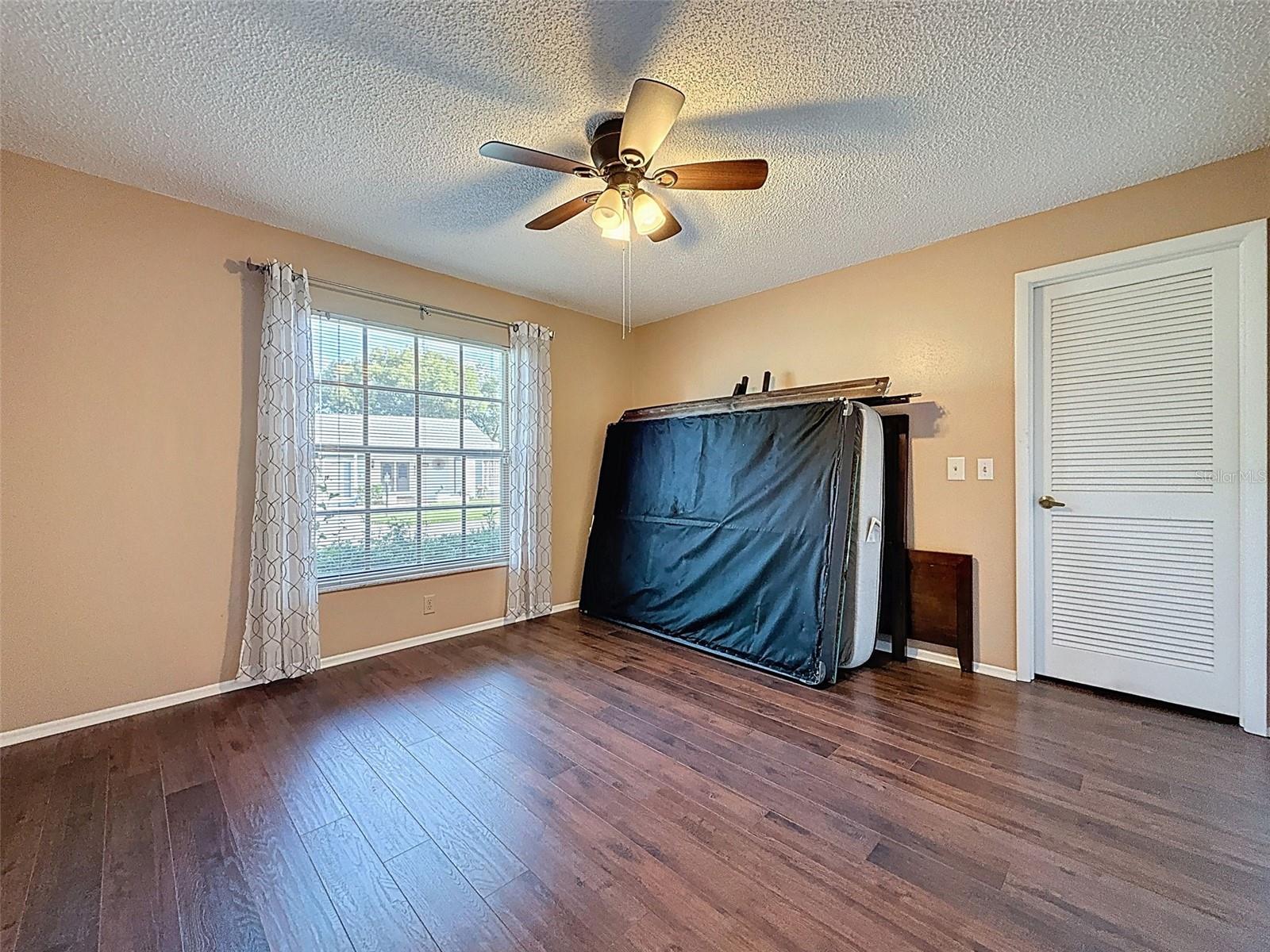 Image 26 of 45 For 11141 Sandtrap Drive 11141