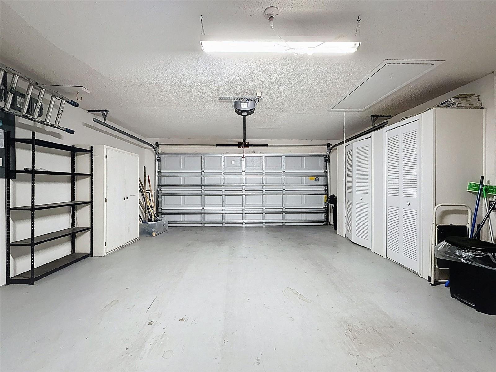 Image 36 of 45 For 11141 Sandtrap Drive 11141