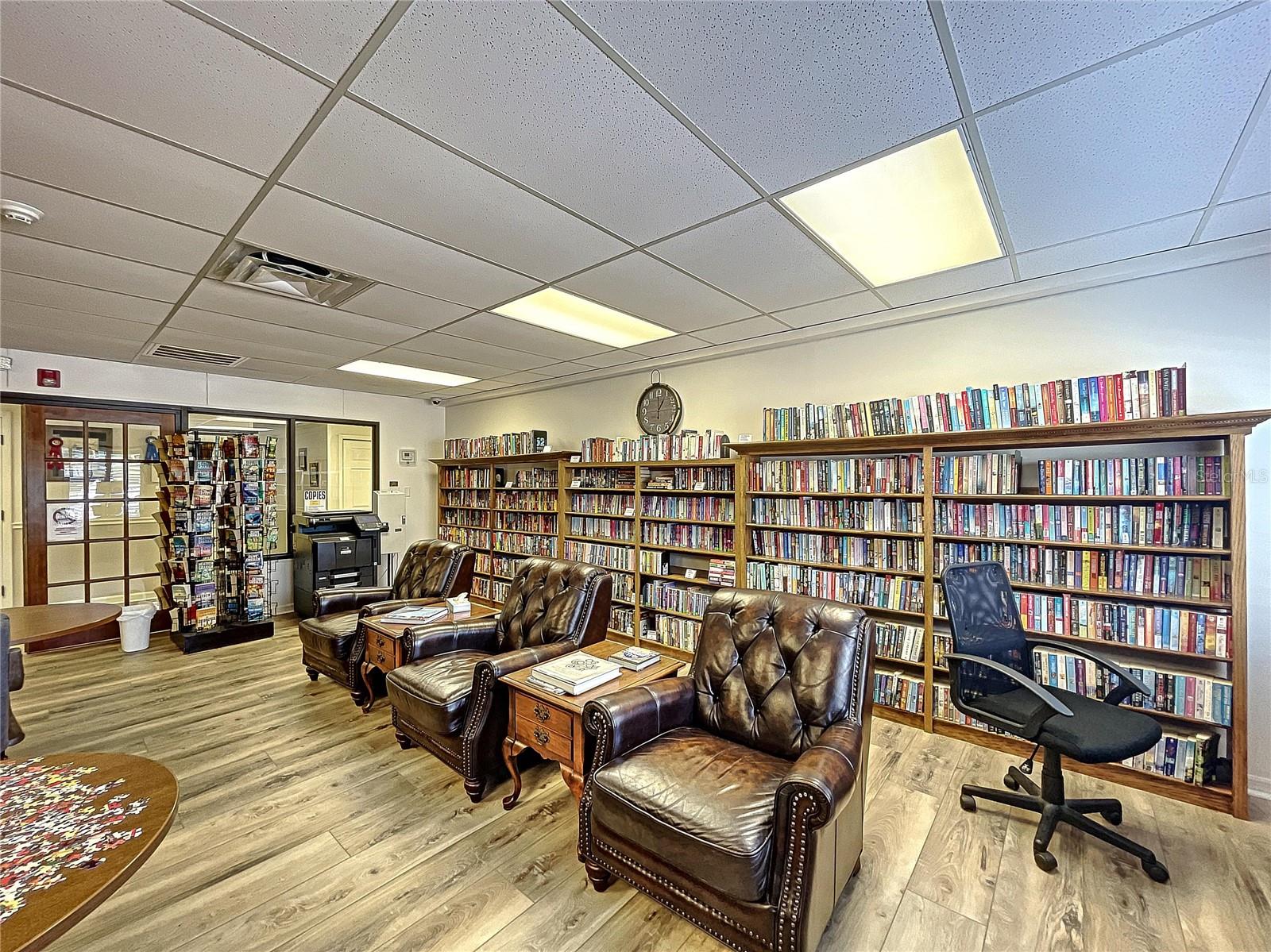 Image 41 of 45 For 11141 Sandtrap Drive 11141