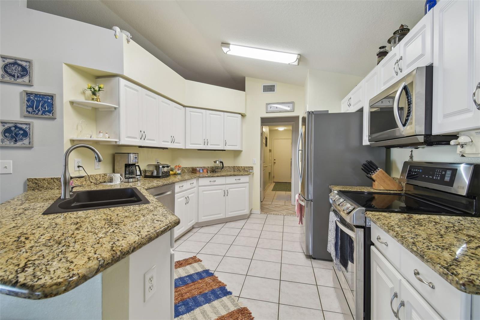Image 21 of 73 For 22431 Willow Lakes Drive