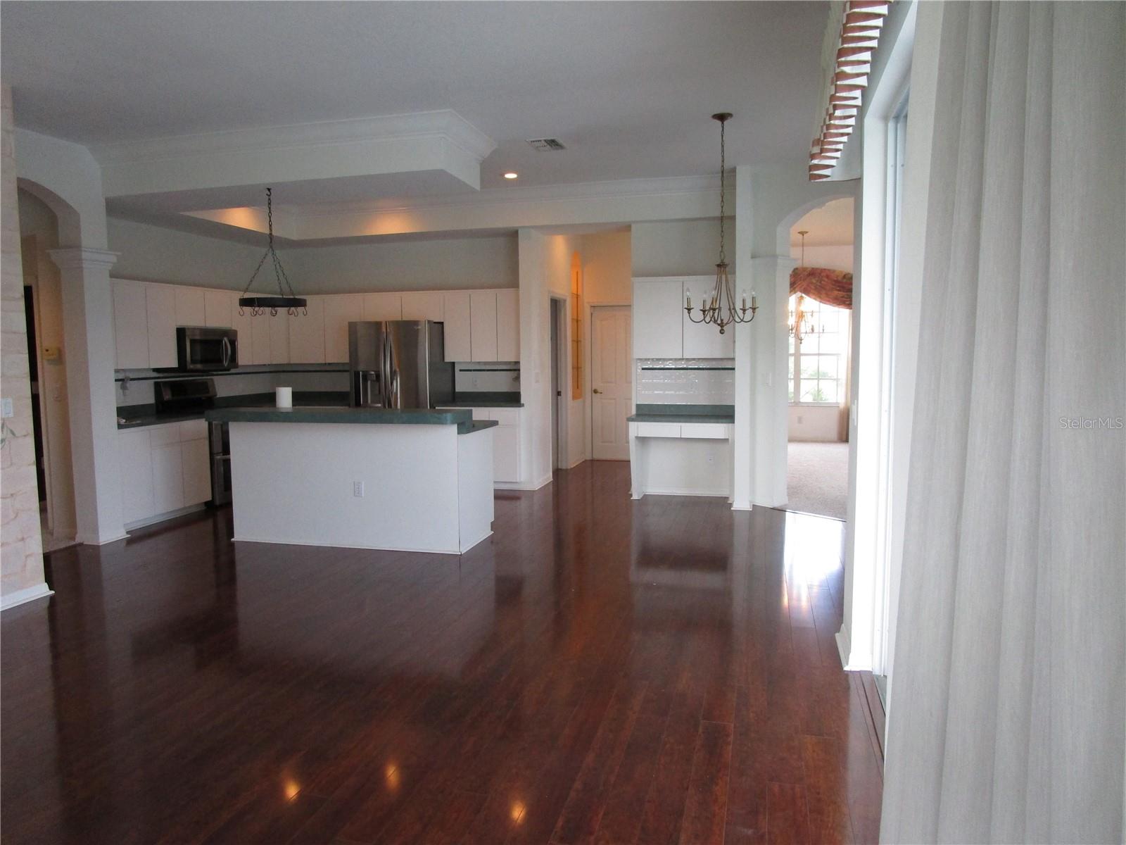 Image 14 of 65 For 4048 St Ives Boulevard