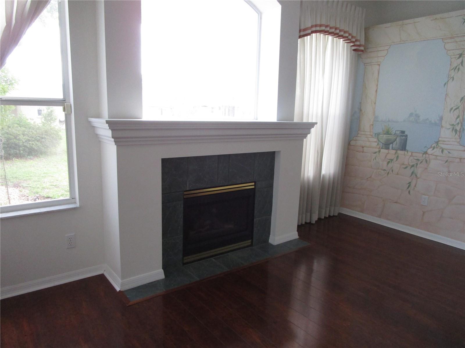 Image 15 of 65 For 4048 St Ives Boulevard