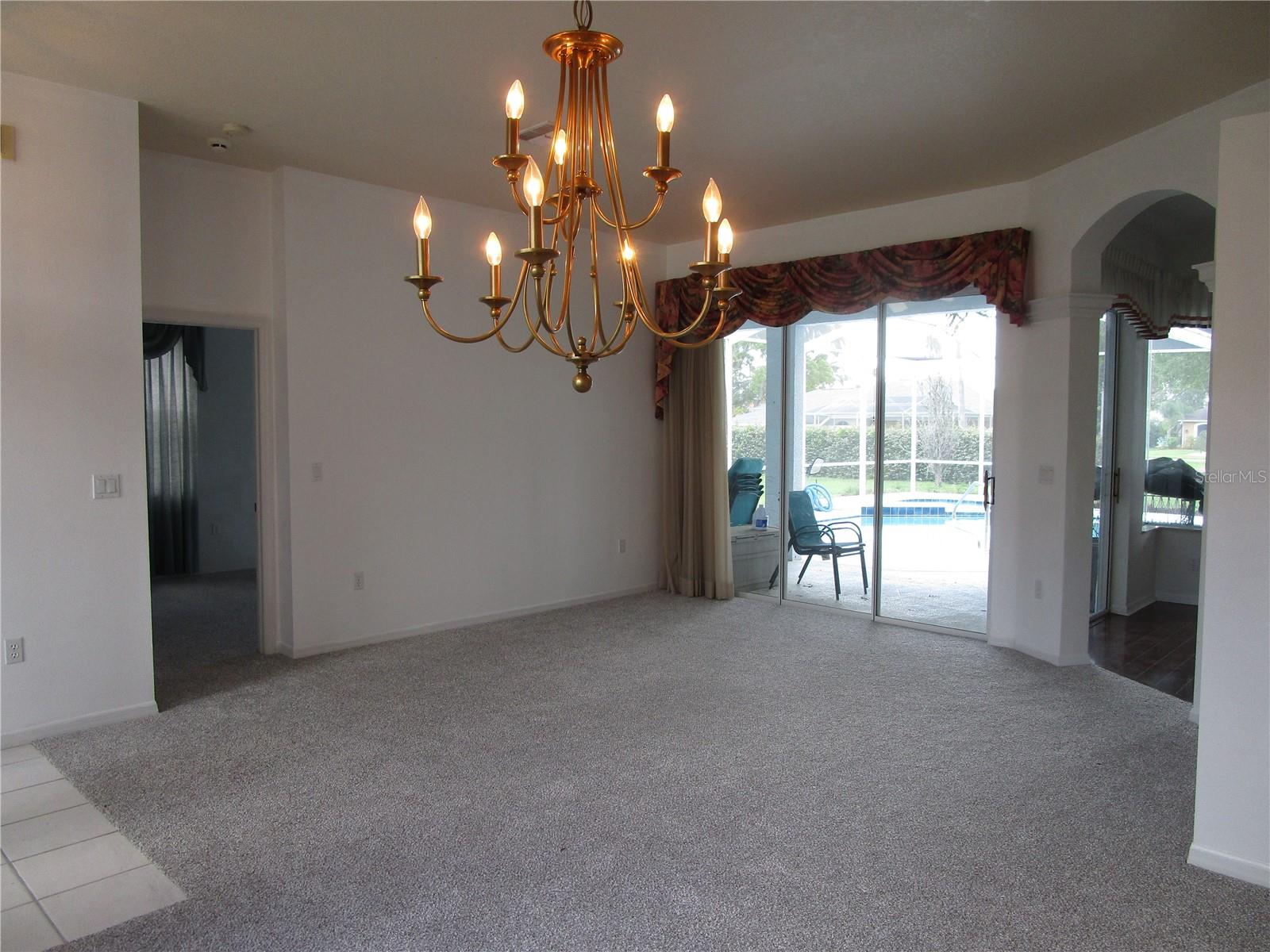 Image 20 of 65 For 4048 St Ives Boulevard