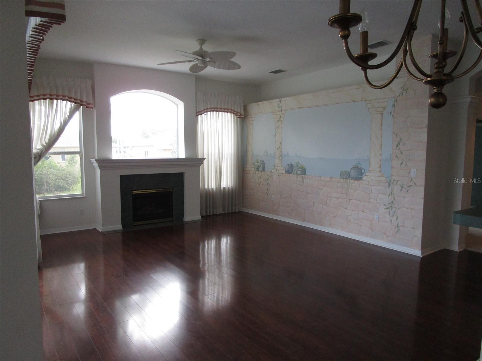 Image 9 of 65 For 4048 St Ives Boulevard
