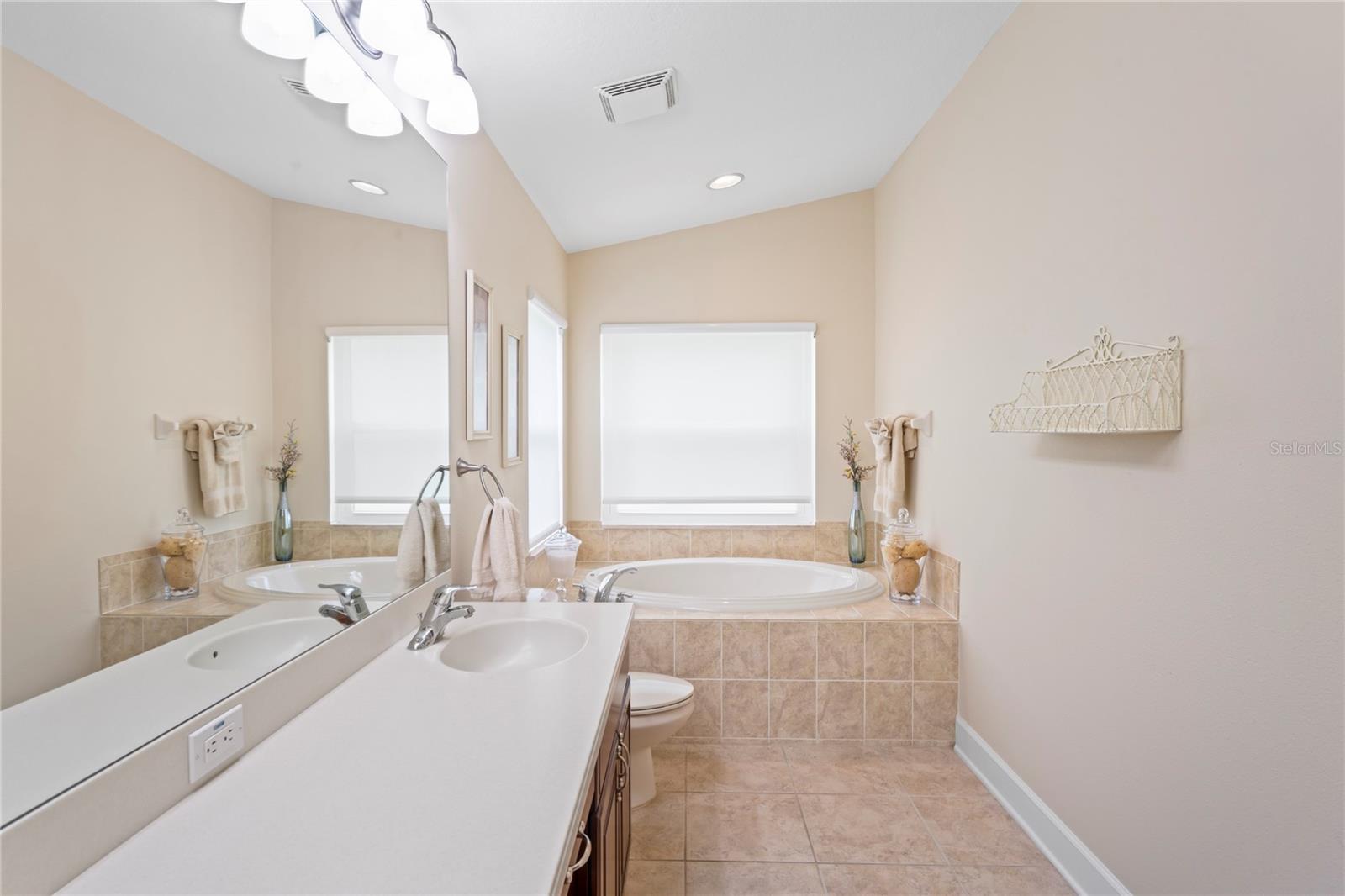 Listing photo id 26 for 12071 Wexford Boulevard