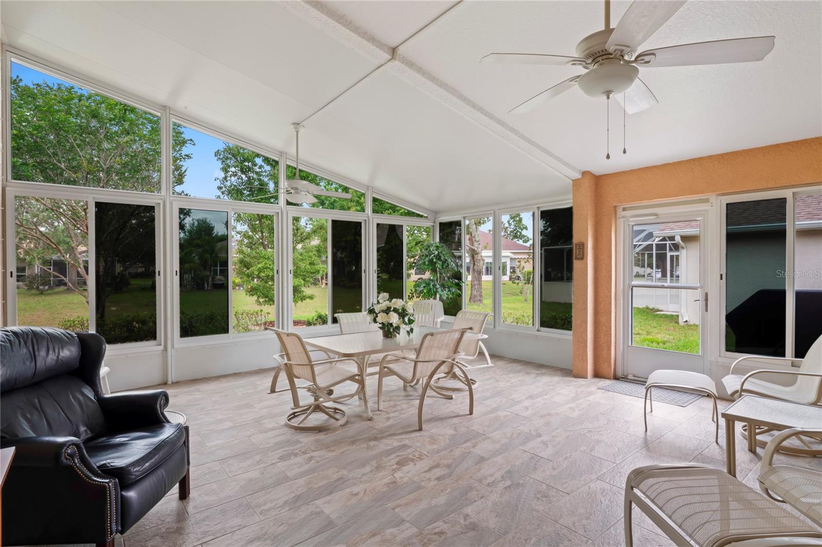 Listing photo id 38 for 12071 Wexford Boulevard
