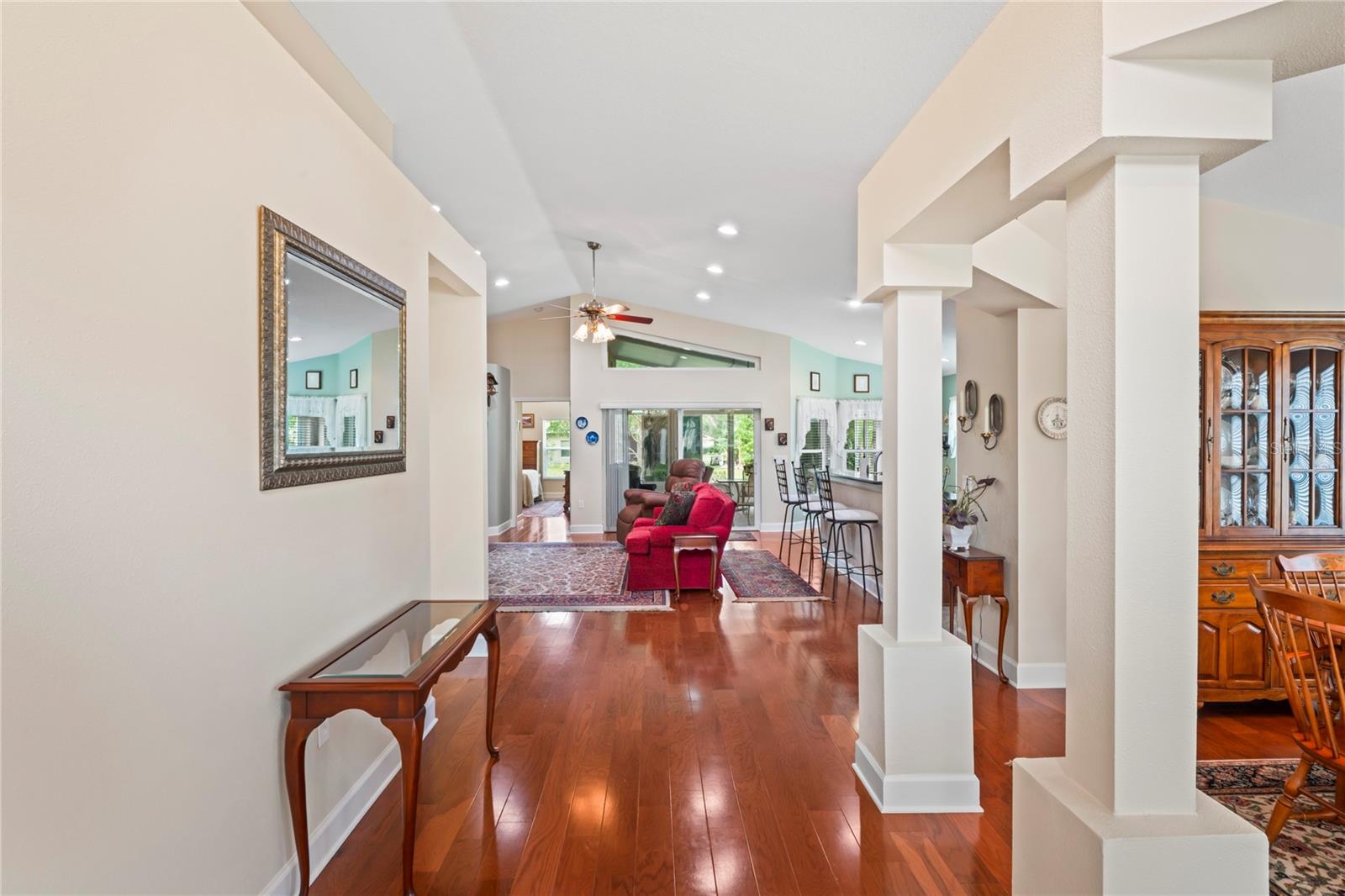Listing photo id 4 for 12071 Wexford Boulevard