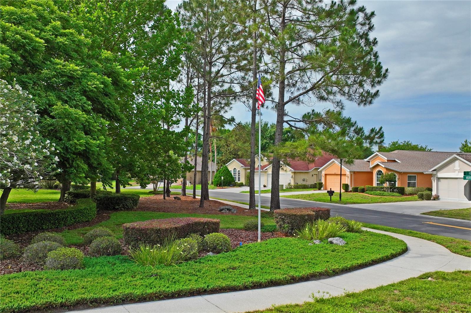 Listing photo id 58 for 12071 Wexford Boulevard