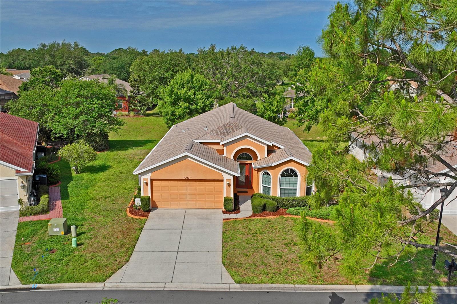 Listing photo id 60 for 12071 Wexford Boulevard