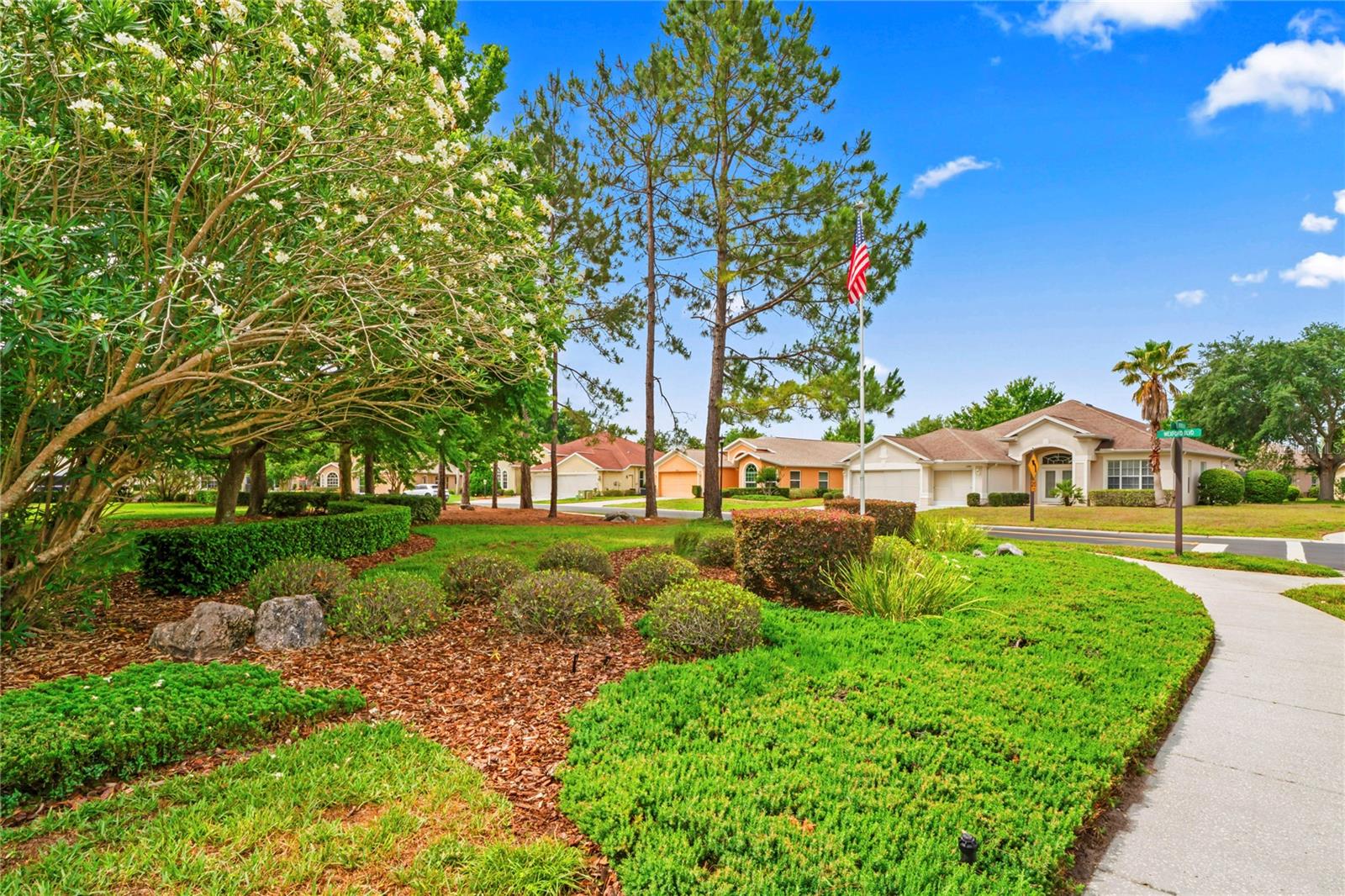 Listing photo id 64 for 12071 Wexford Boulevard