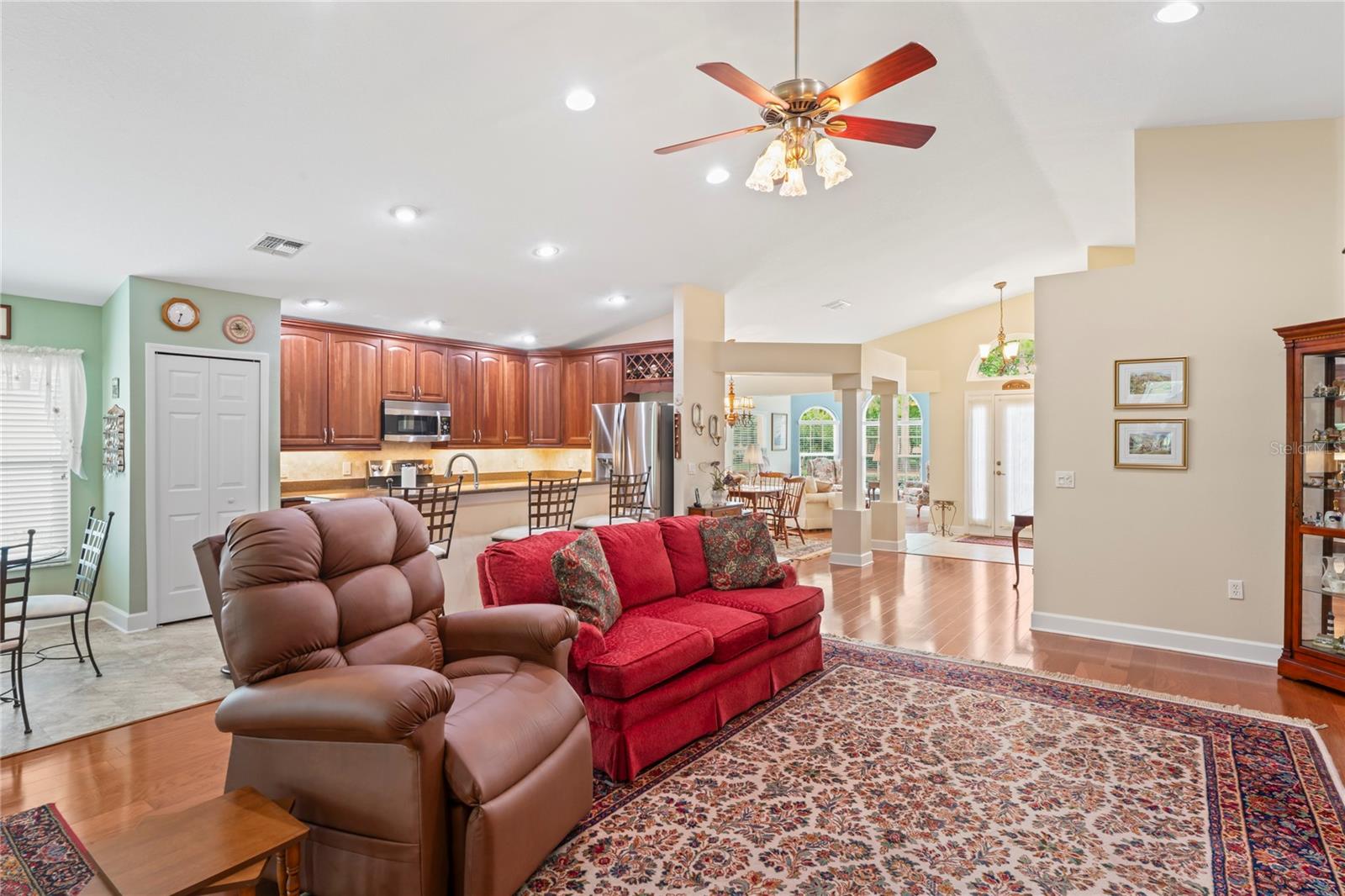 Listing photo id 6 for 12071 Wexford Boulevard