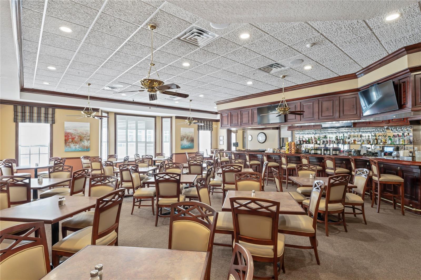 Listing photo id 82 for 12071 Wexford Boulevard