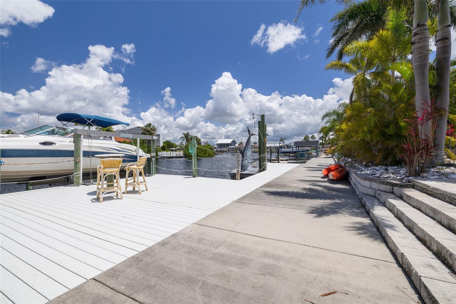 Listing photo id 43 for 4917 Marlin Drive