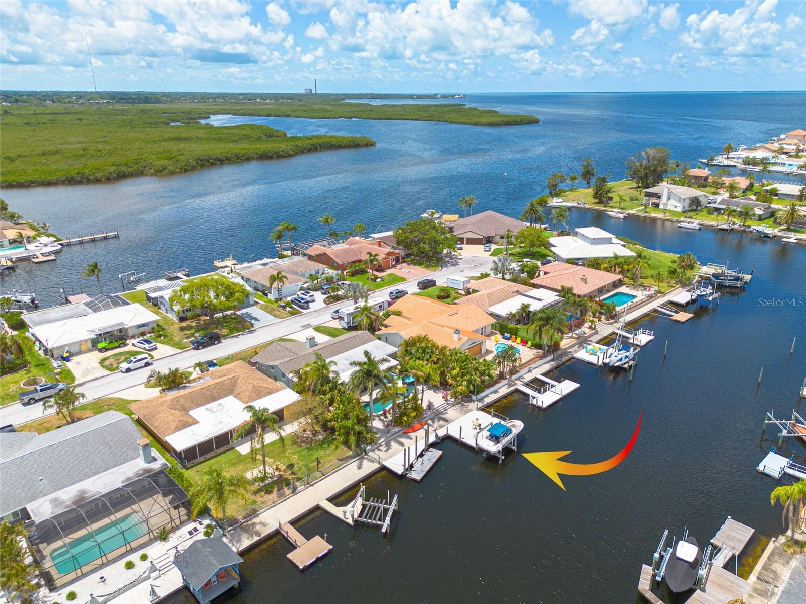 Listing photo id 47 for 4917 Marlin Drive