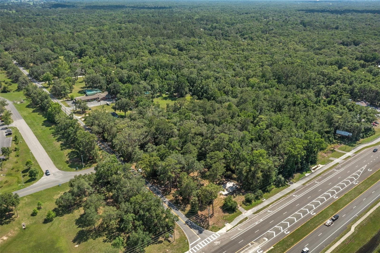 Image 4 of 24 For 17166 Cortez Boulevard