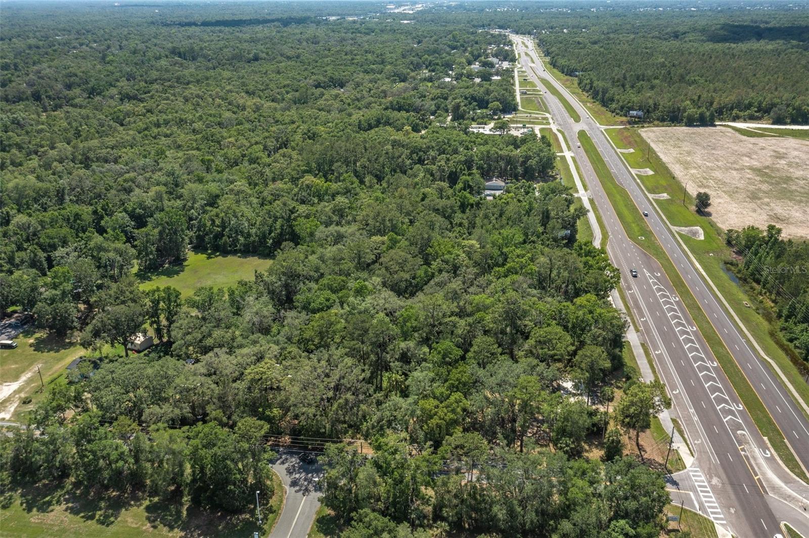 Image 5 of 24 For 17166 Cortez Boulevard