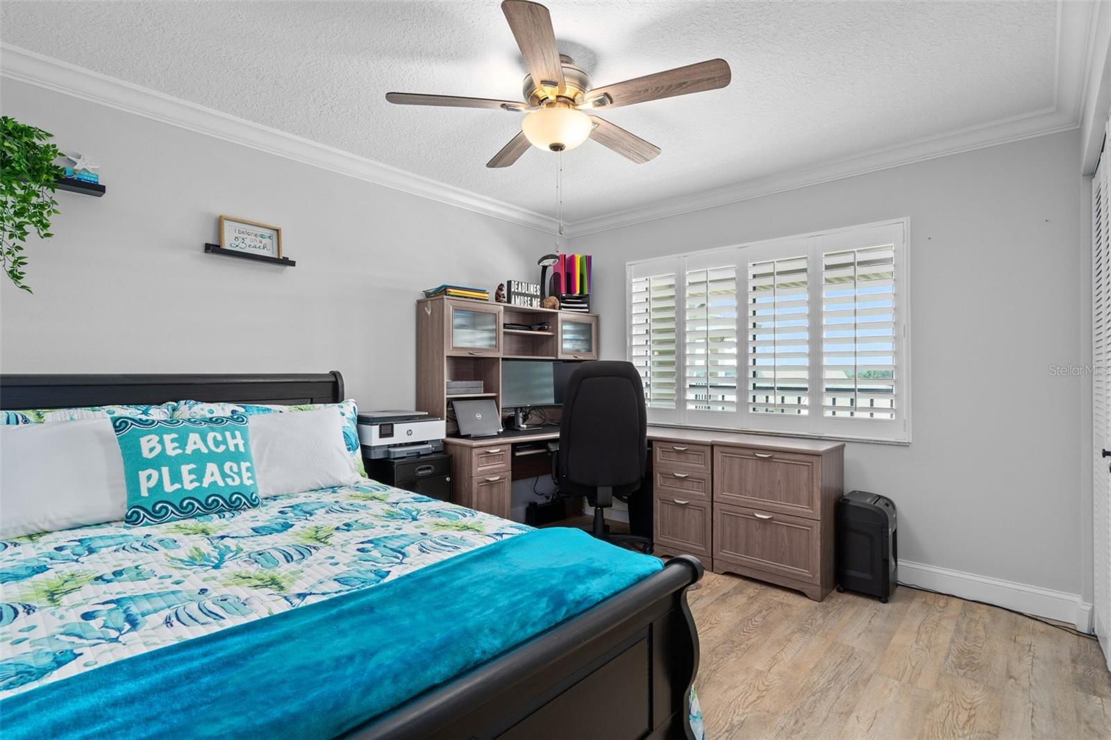 Image 39 of 56 For 8211 Brent Street 843