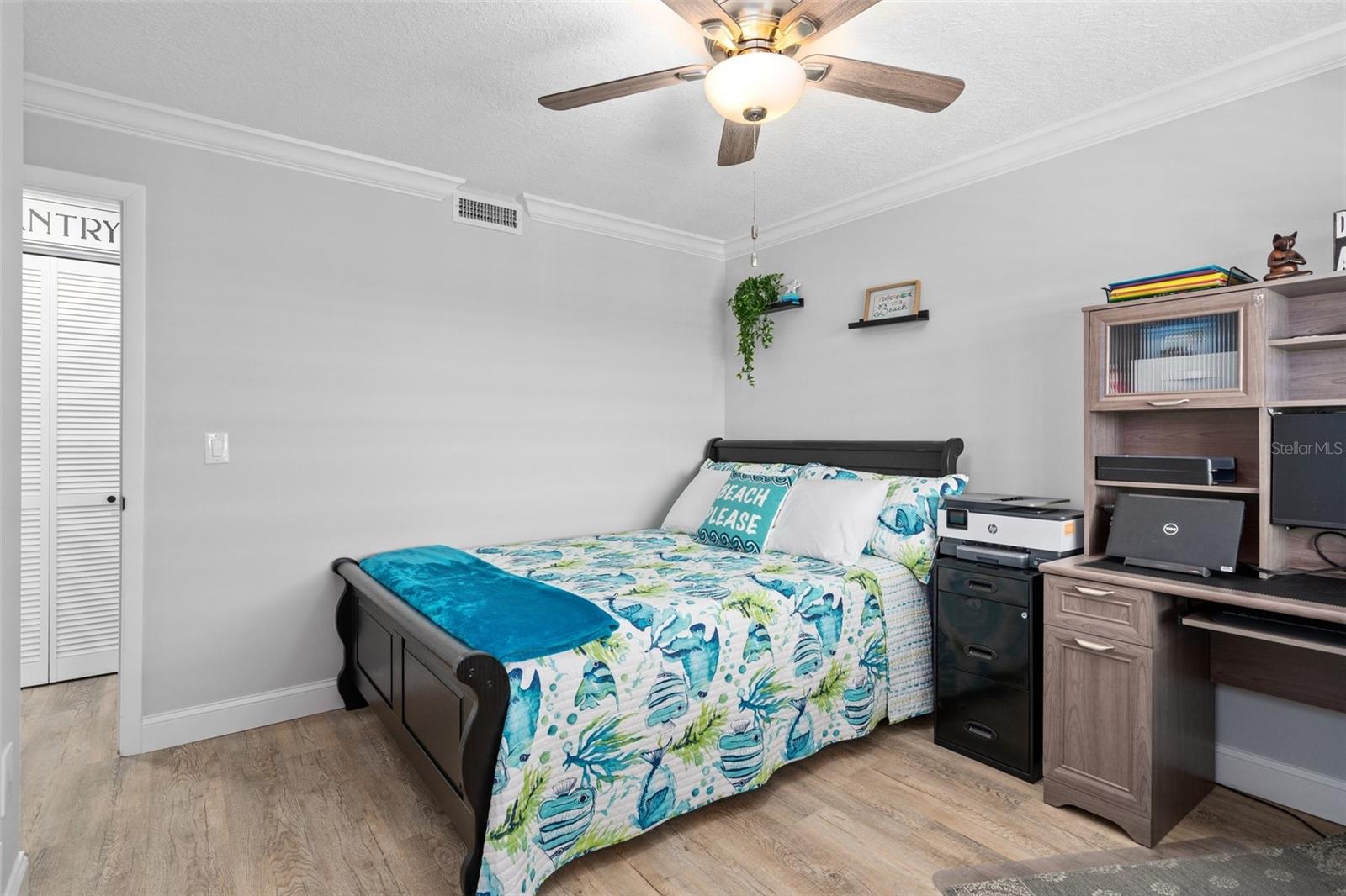 Image 40 of 56 For 8211 Brent Street 843