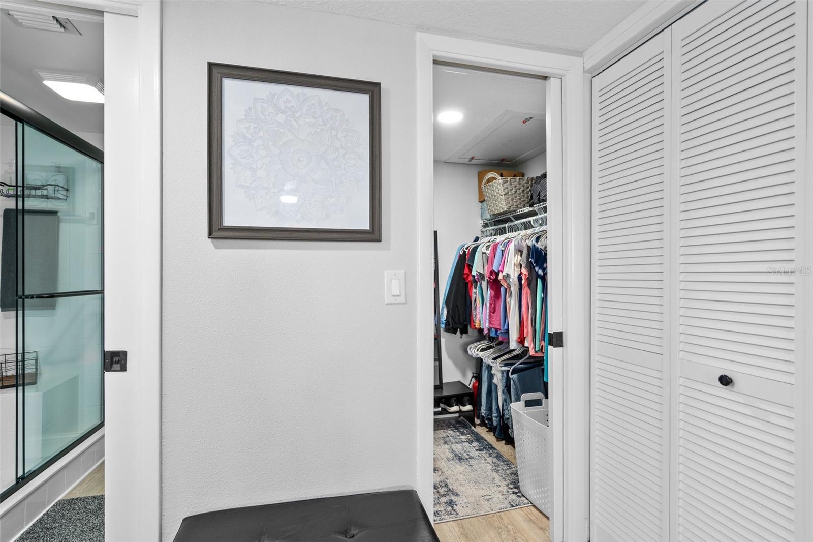 Image 46 of 56 For 8211 Brent Street 843