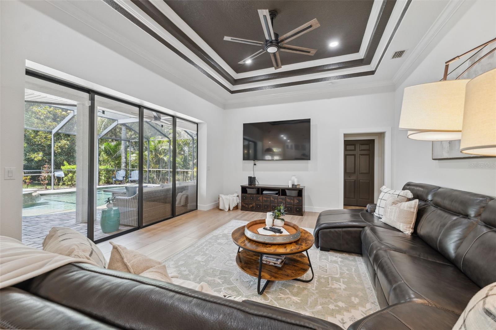 Image 17 of 38 For 15413 Azra Drive