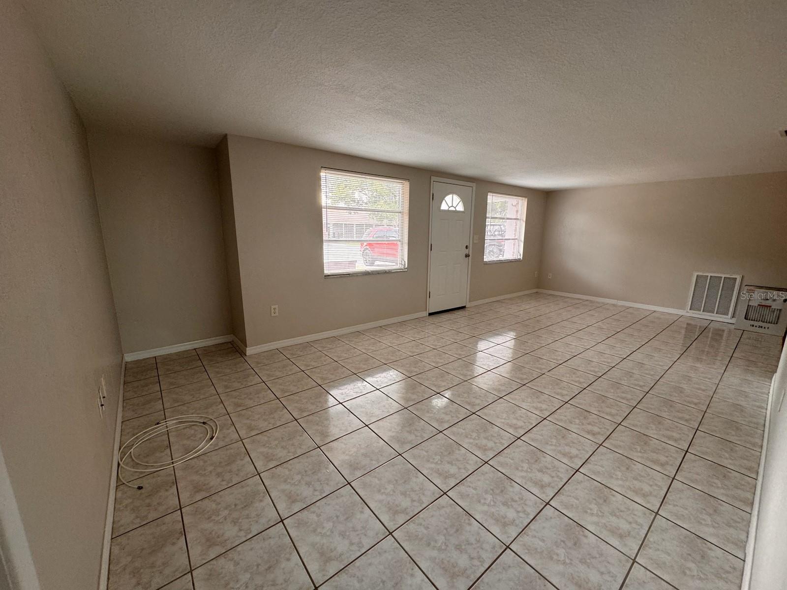 Image 3 of 19 For 10731 Premier Avenue