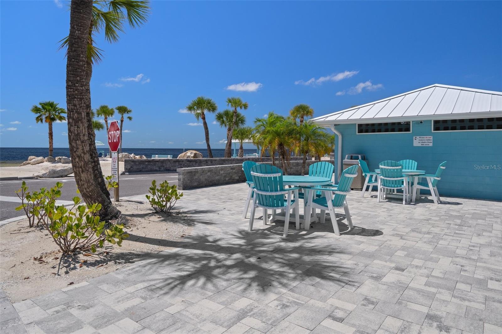 Listing photo id 54 for 4937 Dory Drive