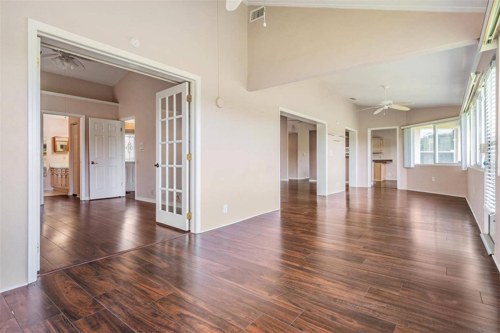Image 19 of 49 For 8417 Danbury Lane